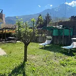 Appartement The Children Smile- With Private Garden Colico
