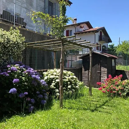 The Children Smile- With Private Garden Colico