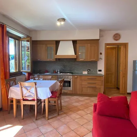 The Children Smile- With Private Garden Apartament