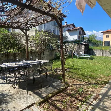 Appartement The Children Smile- With Private Garden Colico