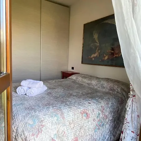 The Children Smile- With Private Garden Apartament